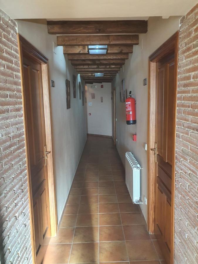 Hostal La Plata Oropesa Extérieur photo