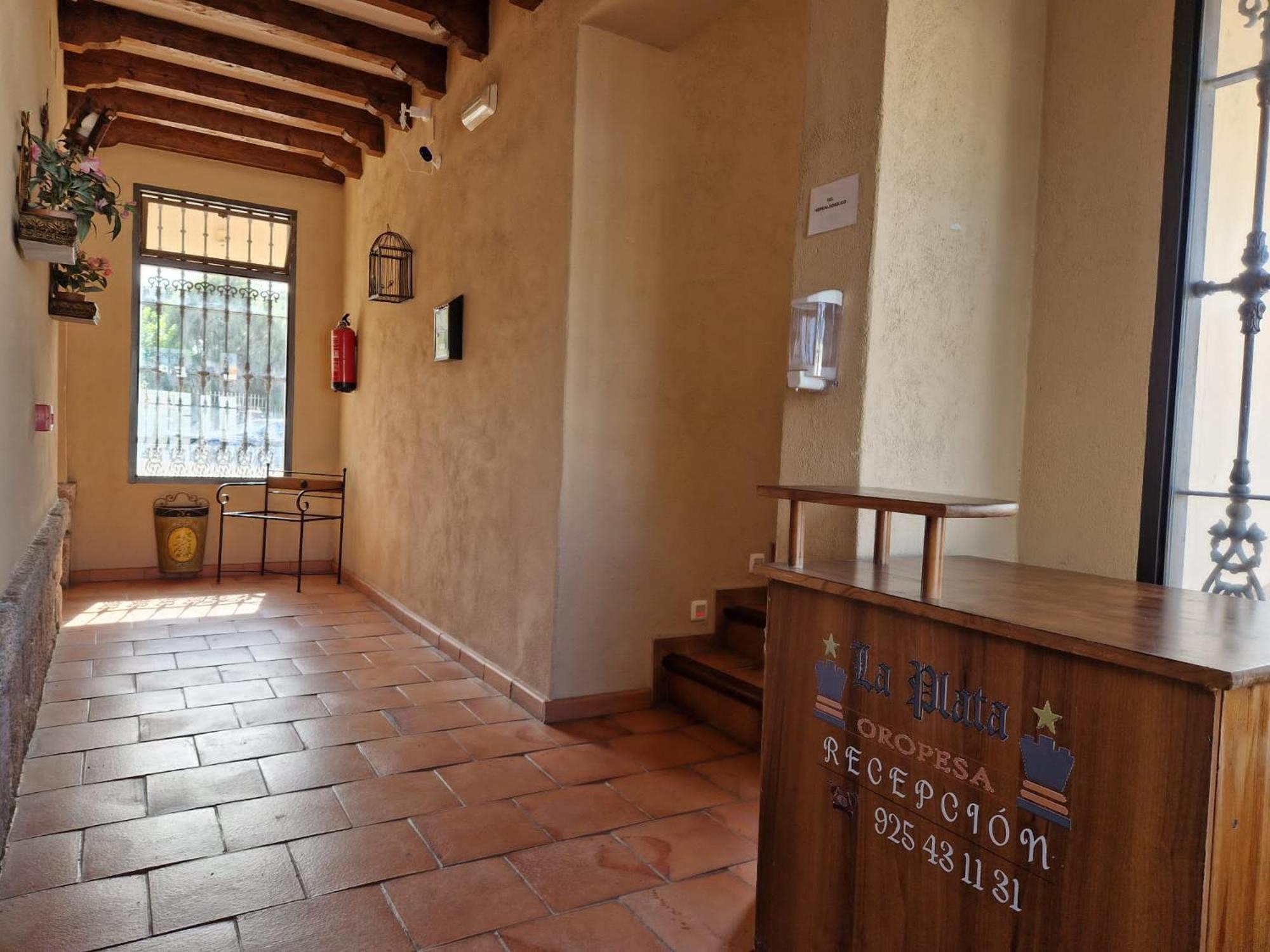 Hostal La Plata Oropesa Extérieur photo